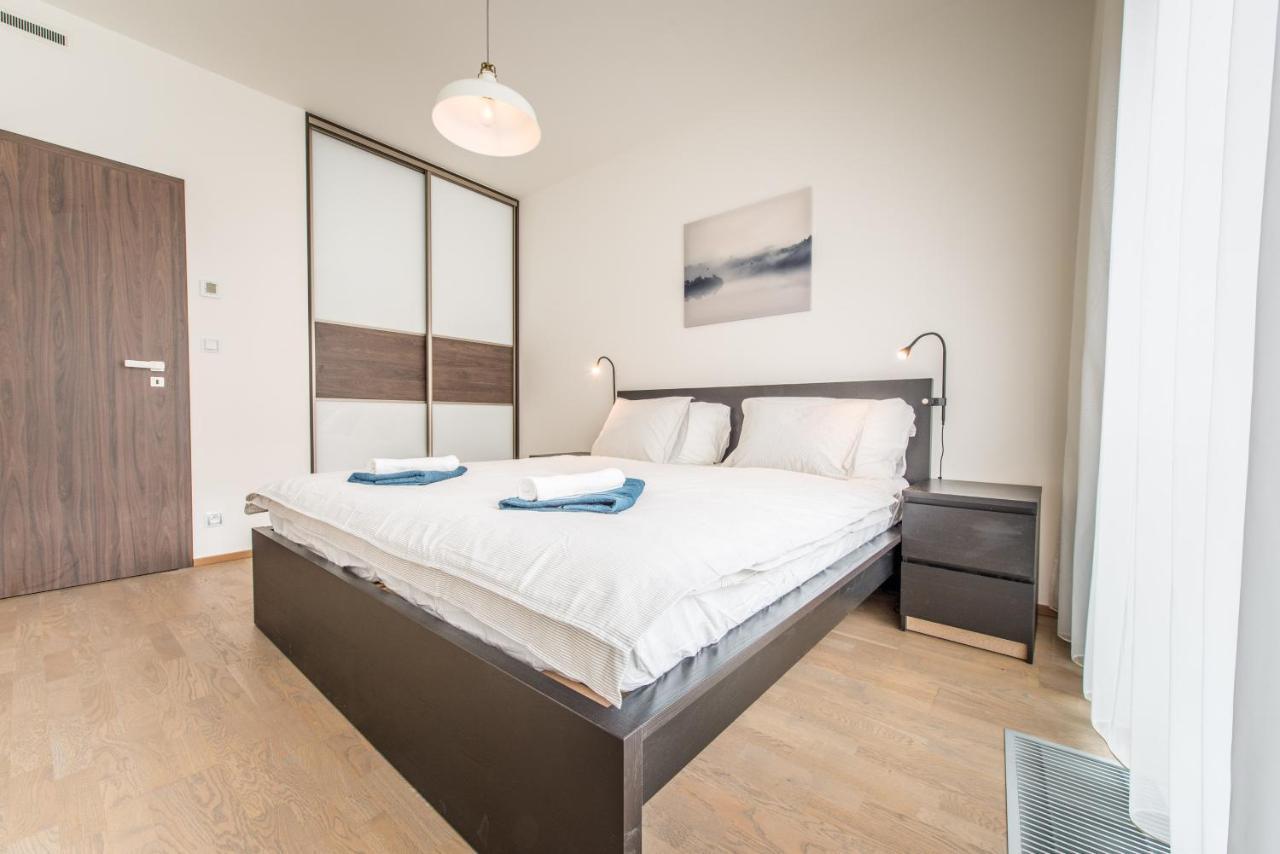 Mozart Central Apartments With Garage Prague Ngoại thất bức ảnh