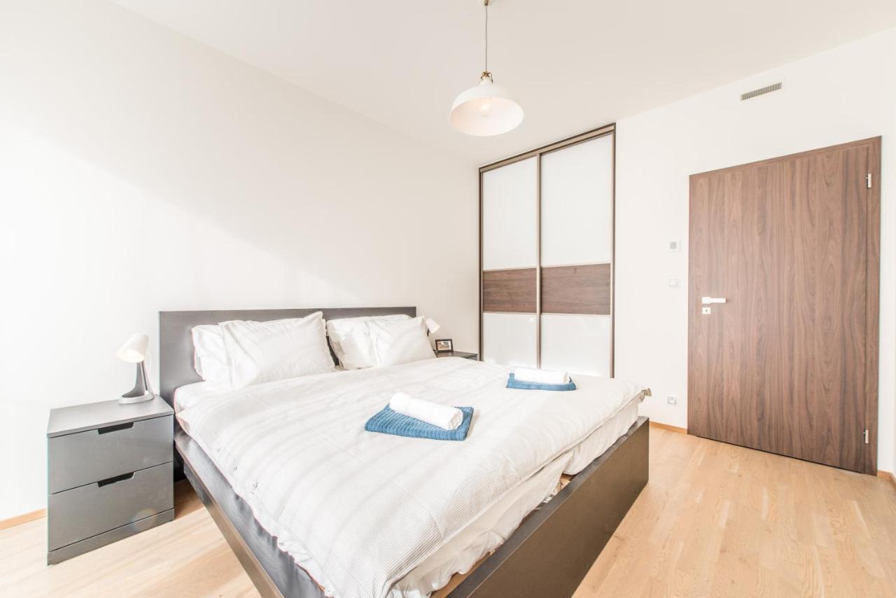 Mozart Central Apartments With Garage Prague Ngoại thất bức ảnh